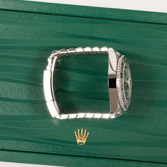 Rolex GMT Master II 126710 GRNR Image 4